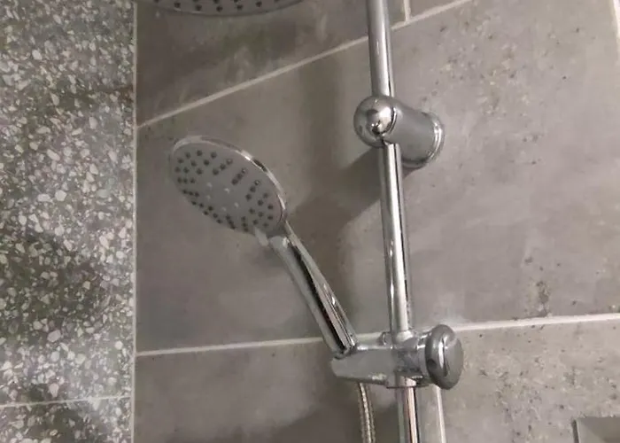 Economic Flat Near The Synagogue Budapeşte