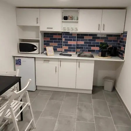 Appartement Economic Flat Near The Synagogue *
