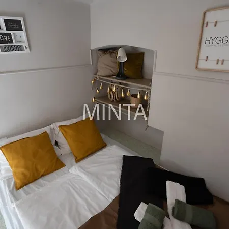 Διαμέρισμα Economic Flat Near The Synagogue